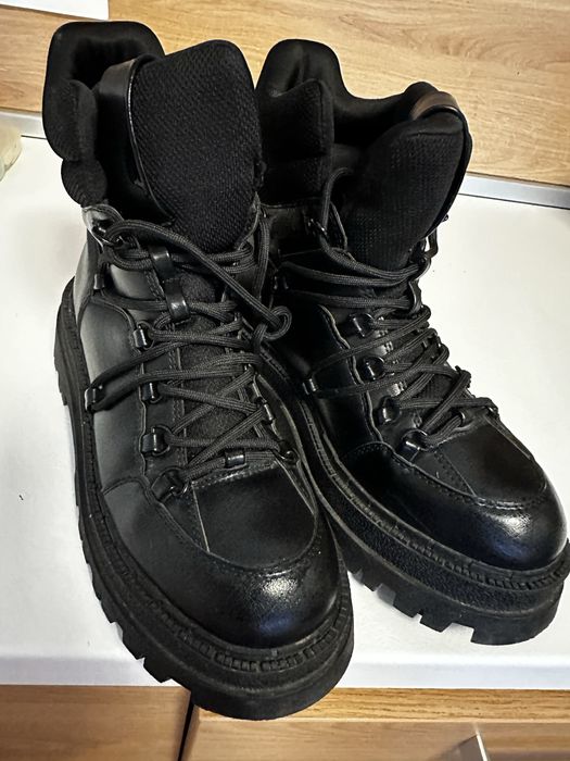 Дамски боти Reserved