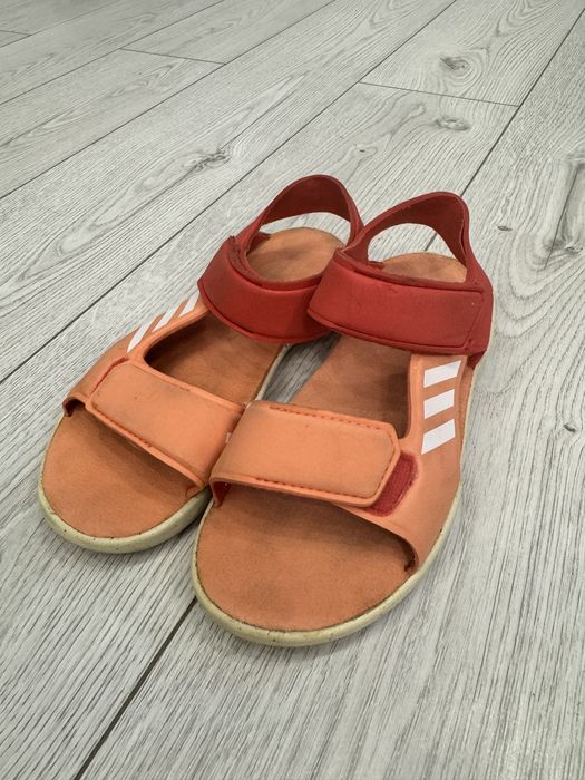 Кроссовки Адидас (Adidas)