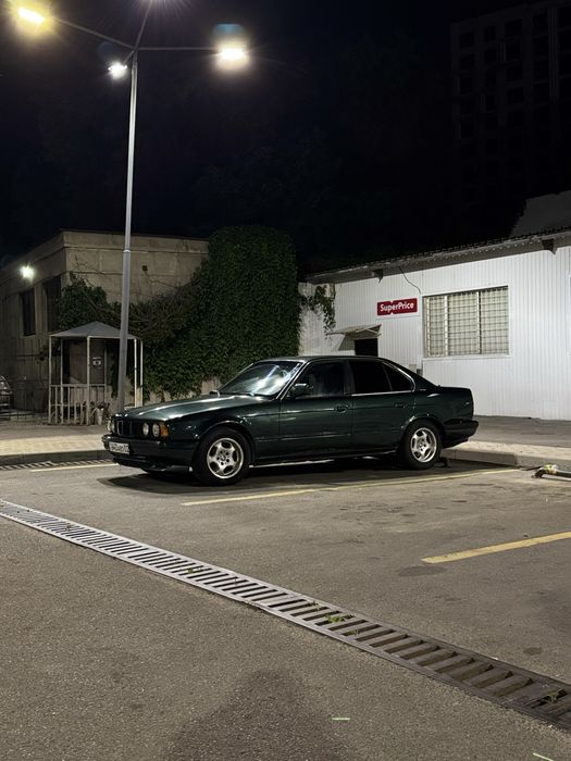 Продам BMW e34 520