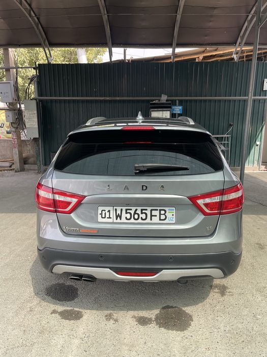Lada vesta sw cross 1.8  2019
