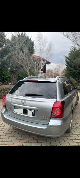 Toyota Avensis 2008 2.0 diesel 130кс 4D4 перфектно състояние обслужен