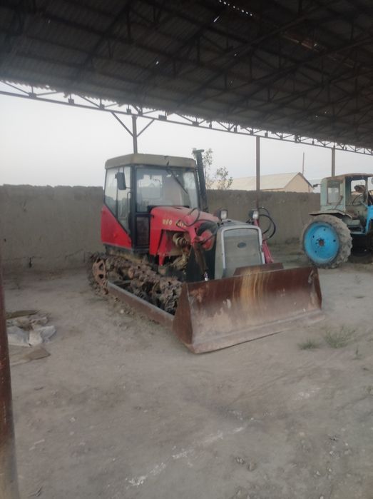 Булдозер Yto Юто