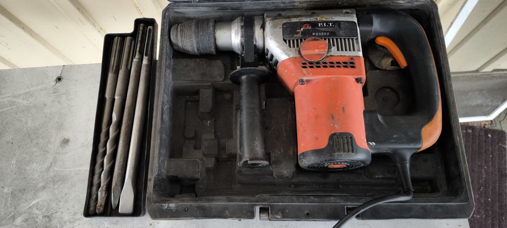 Продам мощный перфоратор PIT 1450ватт