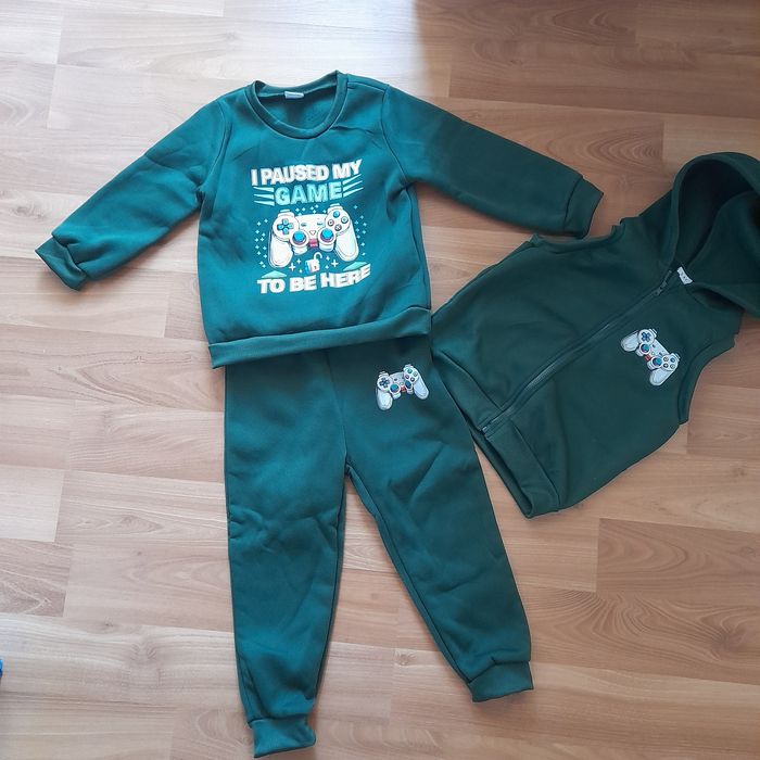 Чисто нов комплект 3-4 годинки