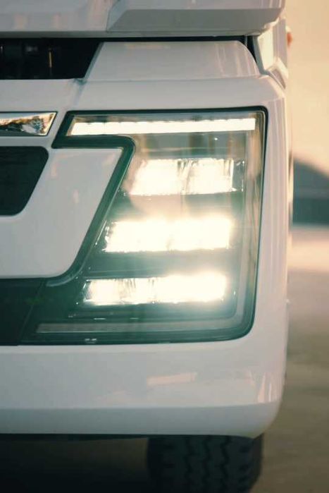 Фура тягач Хово т9 Fura tyagach Howo t9