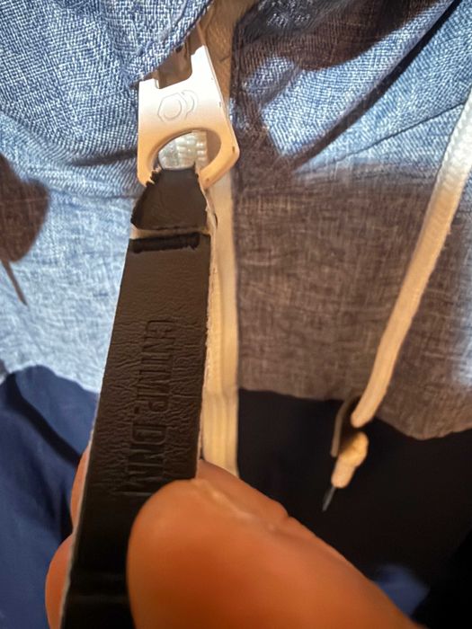 Geacă damă FSBN bleumarin cu glugă, mărimea L – stil sport casual