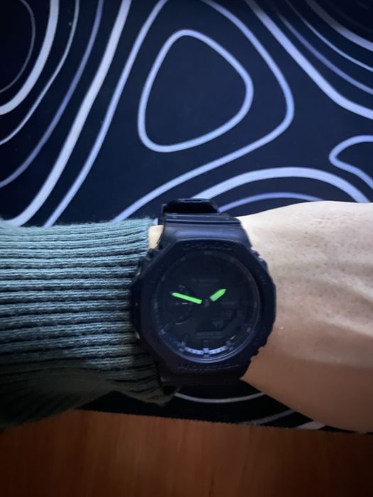 Casio G-Shock GA-2100 (Carbon Core Guard)