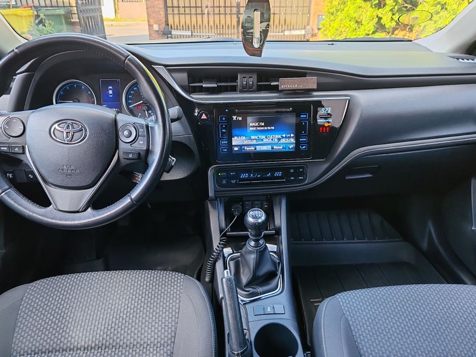 TOYOTA Corolla 2018 — imagine 5