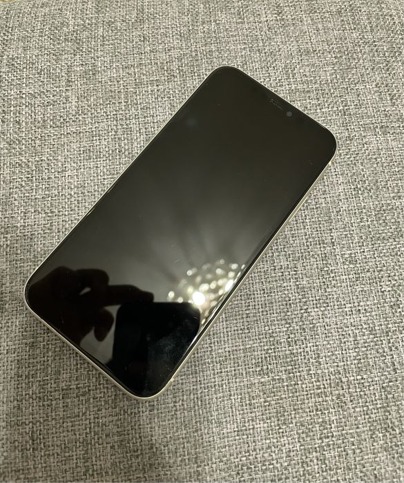 iPhone 11 64gb/77%