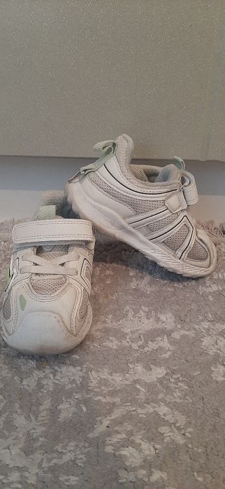 Детская обувь 2000тг