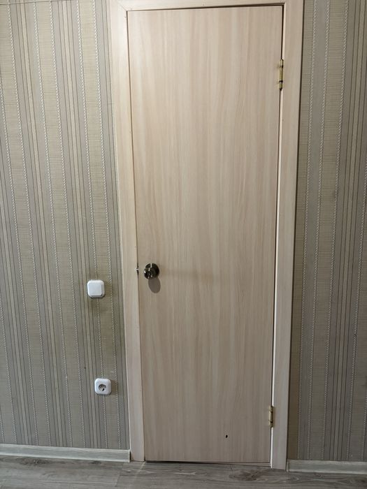 Продам межкомнатные двери б/у