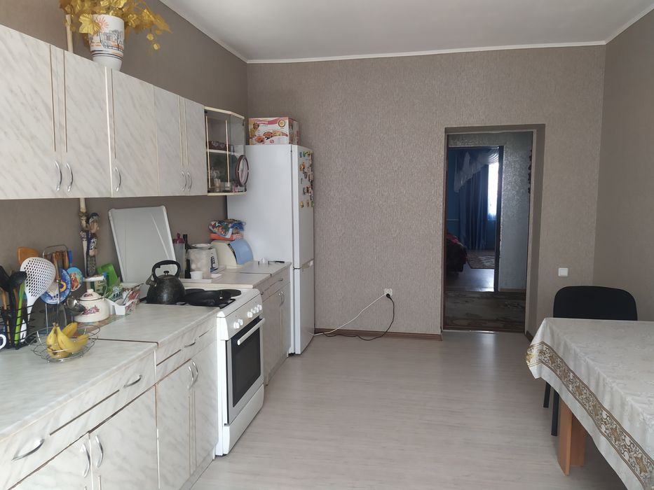 Продам 2-х этажный коттедж