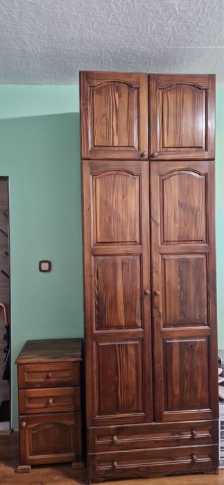 Гардероб с надстройка и шкаф