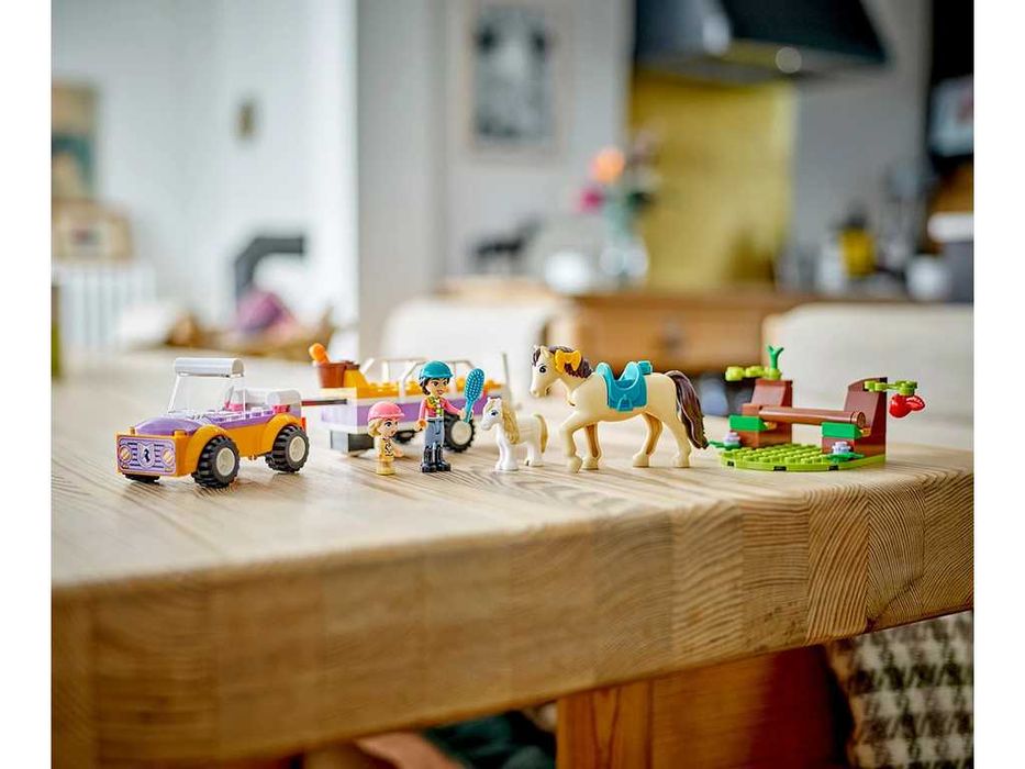 НОВИ! LEGO® Friends 42634 Ремарке за кон и пони