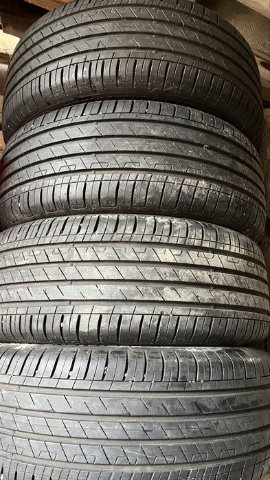 Летние шины 215/55/17.