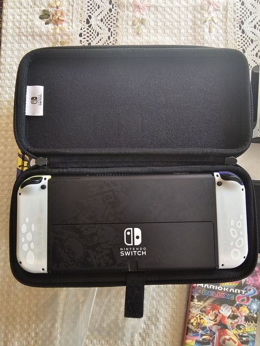 Nintendo Switch OLED Splatoon 3 limited edition +Mariokart 8 deluxe