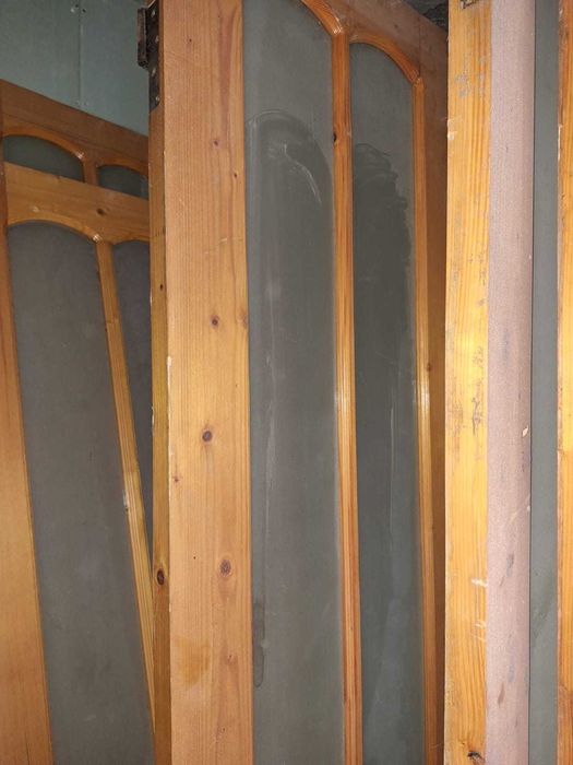 Продам двери деревянные