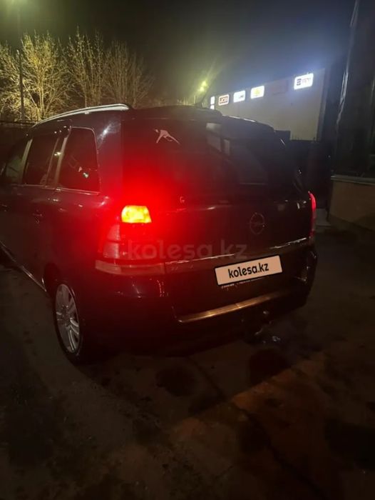 Продам Опель Зафира