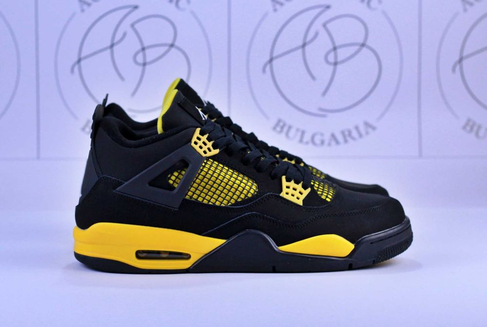 Nike Air Jordan Retro 4 University Blue Thunder White Cement Oreo