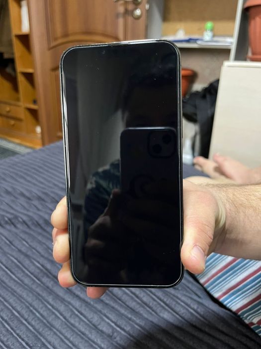 Продам iPhone 13 pro max