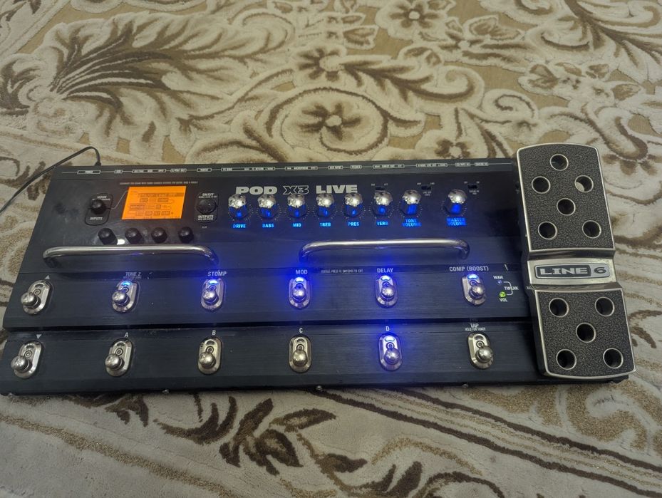Line6 Pod x3 live