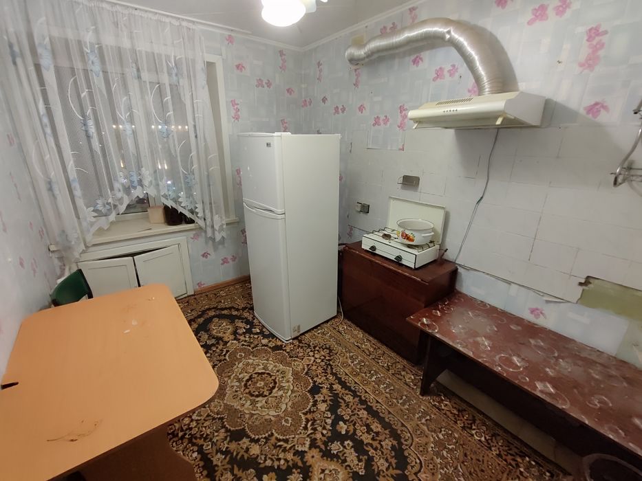 Продается 2-комн (5-12, 9 эт)