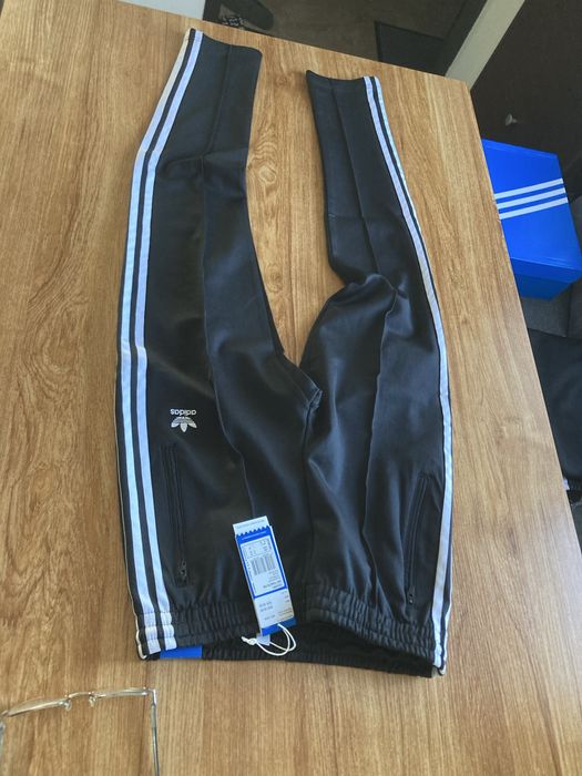 Оригинални мъжко долнище Adidas