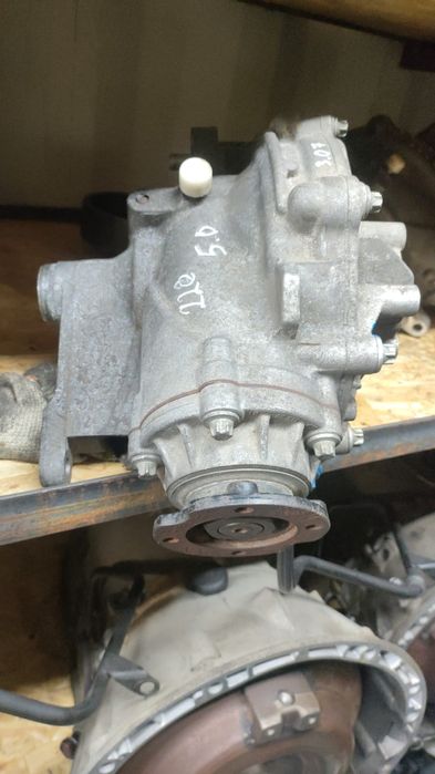 Коробка передач АКПП двигатель на Мерседес