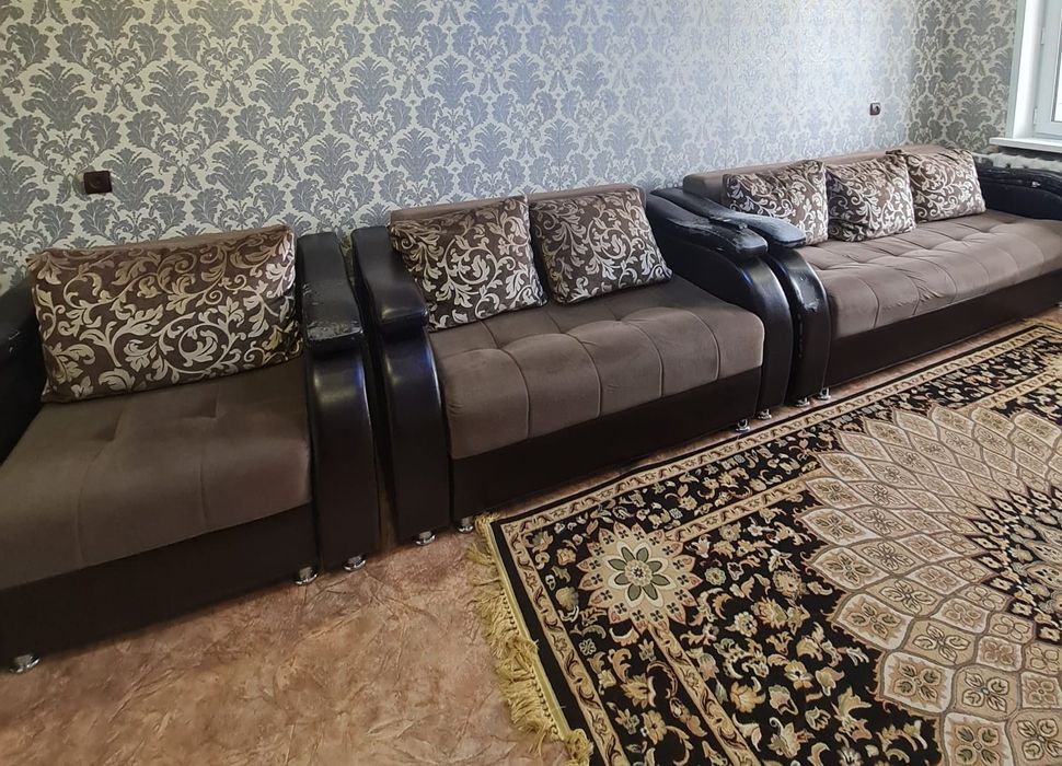 Продам диван б/у