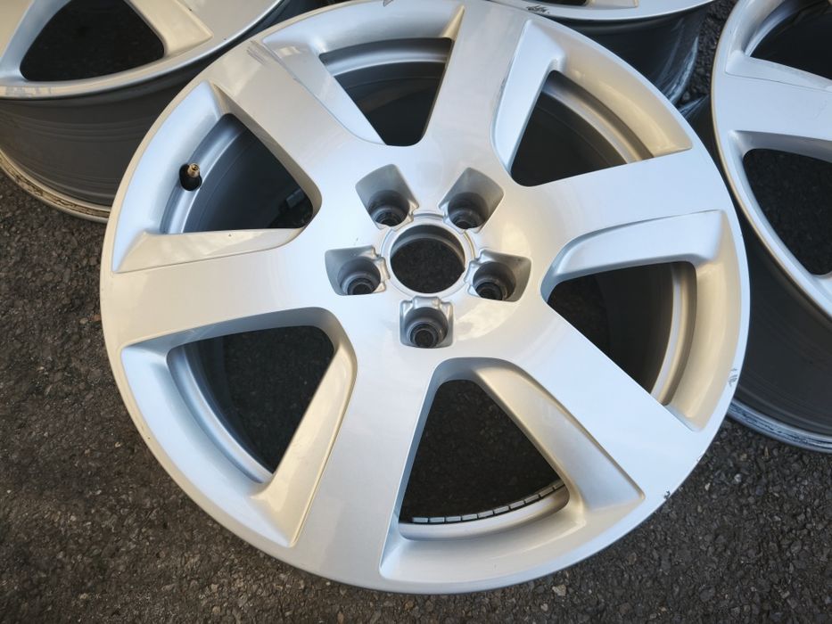 17" оригинални алуминиеви джанти за Audi A4, A6...