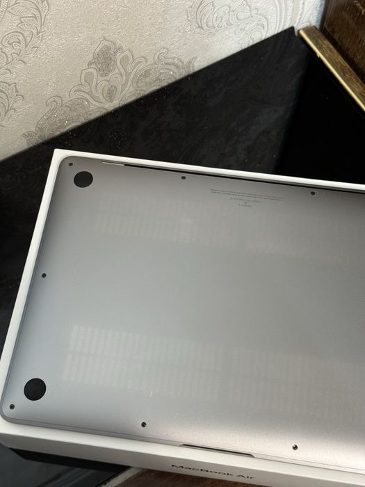 Apple MacBook Air13 [2020] M1 Б/У