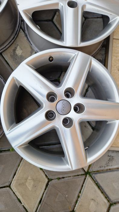 Jante aliaj R17 originale Audi