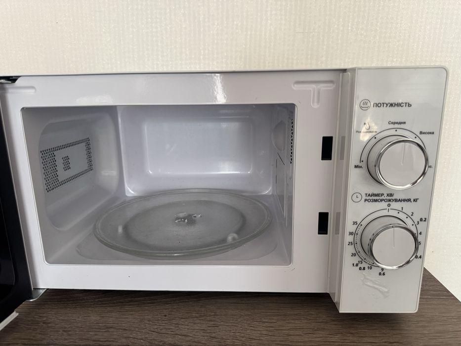 Микроволновая печь Elenberg
