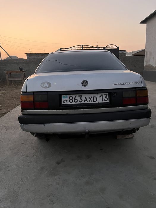 Пасат б3 седан..