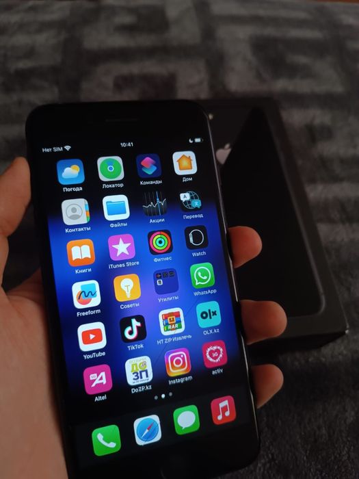 Продам iPhone 8 Plus