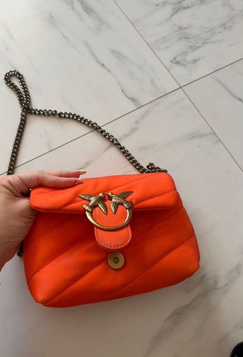 Оранжева чанта Pinko