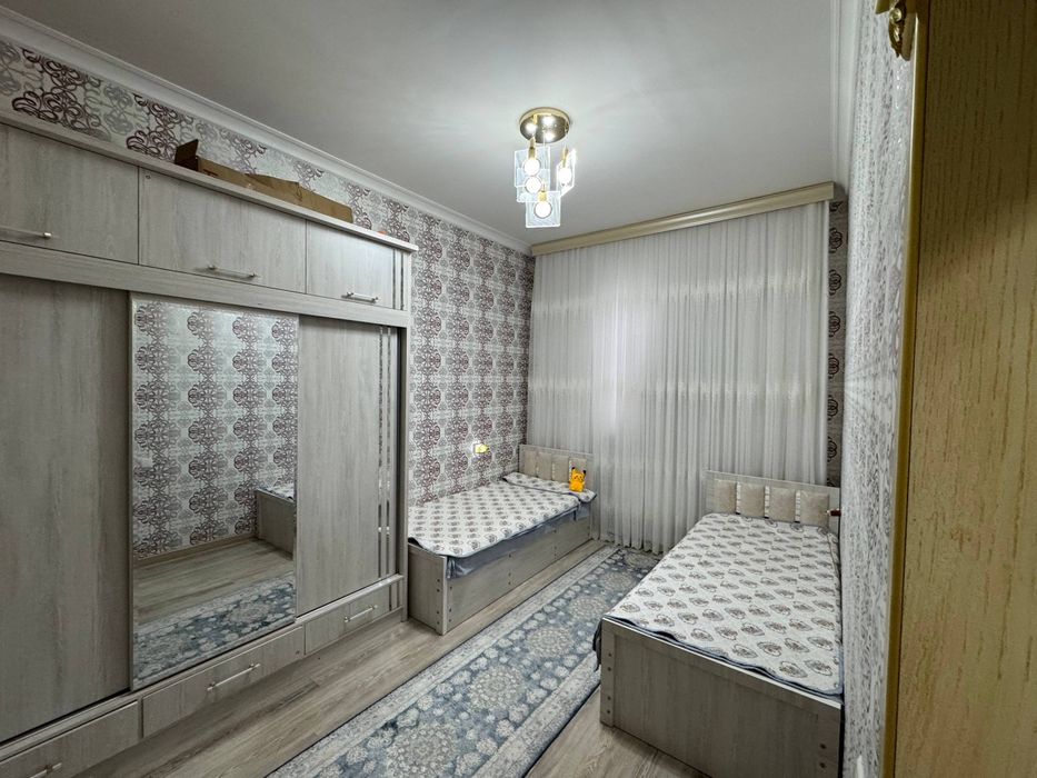 Kvartira sotiladi 90 kv kogon