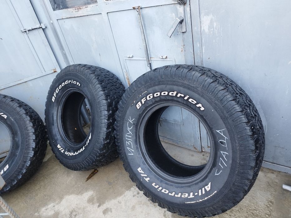 Гуми295/75/16 bf Goodrich all terrain