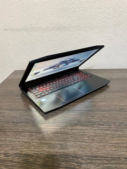 Продам Acer Predator Helios 300 intel Core i7 GTX 6-Гб DDR5 Идеал!