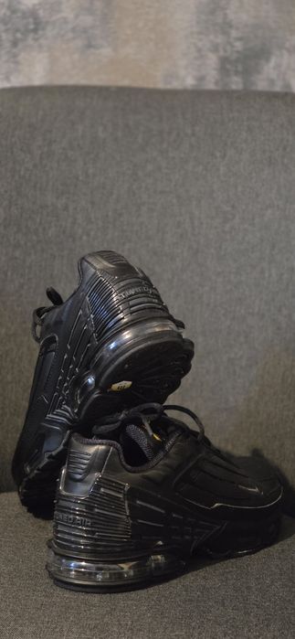 Продавам Air max plus 3 plus