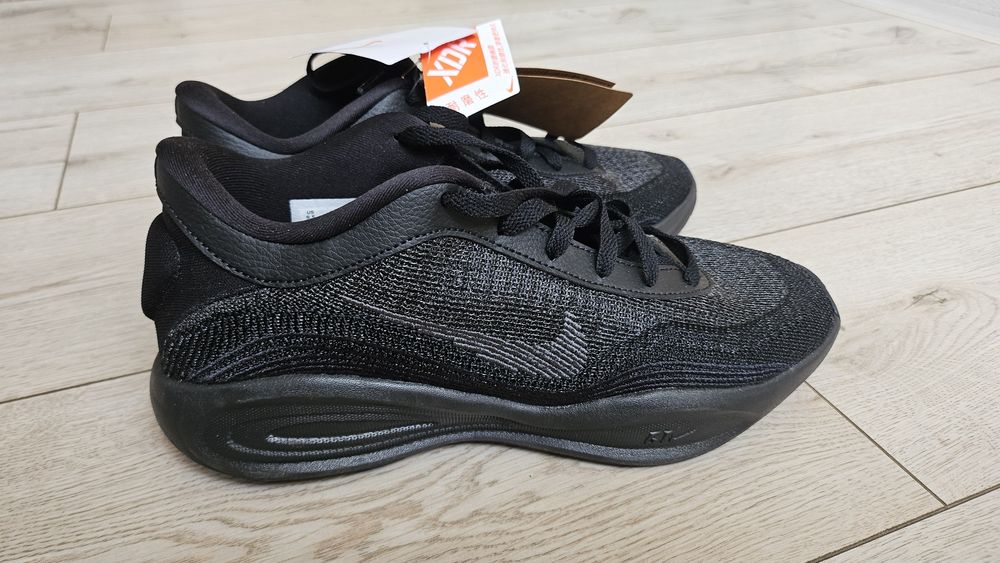 Кроссовки Nike 42р