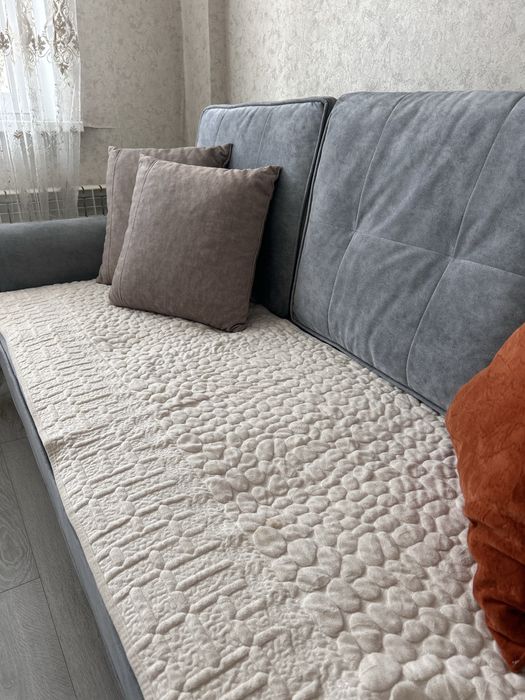 Дивандэк сидушка. Диван.