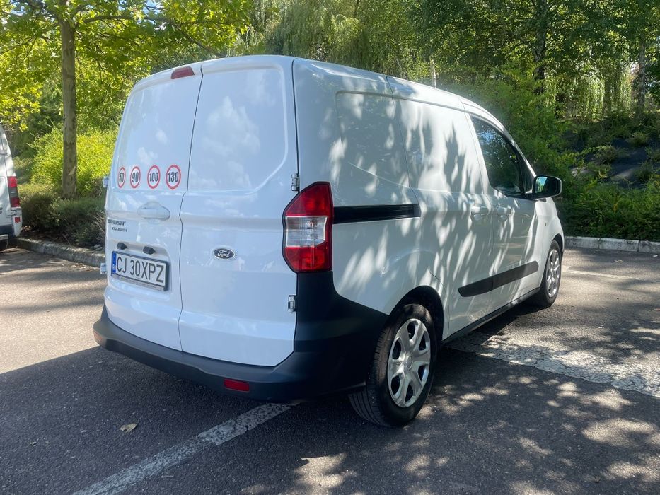 Ford Transit Courier