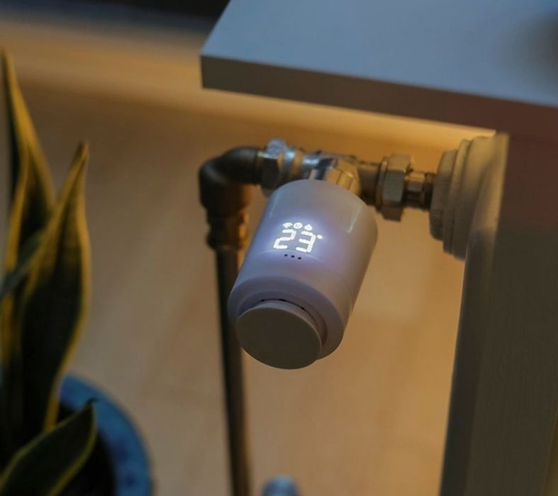 Hama Smart termostat
Descriere WLAN Heating Control, 2 x Smart Radiato