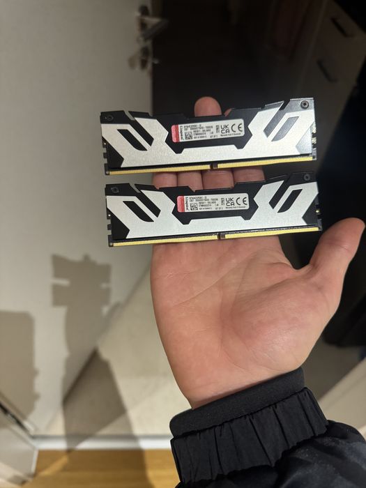 rami ddr5 2x16  6400 cl 32 kingston fury