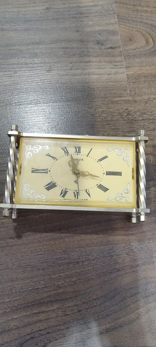 Часы настольные Слава нерабочие