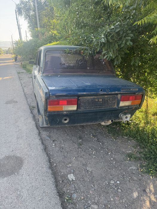 Продам ваз 2107