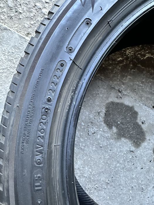 235/45 R18 Bridgestone Blizzak LM005  DOT2222