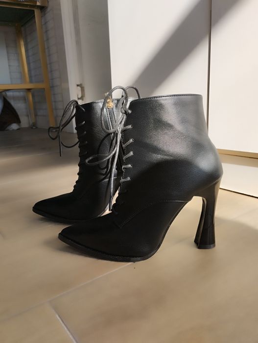 Сапоги новые продам