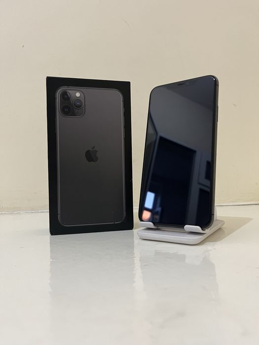 iPhone 11 Pro Max (256) ideal bor obmenga faqat
